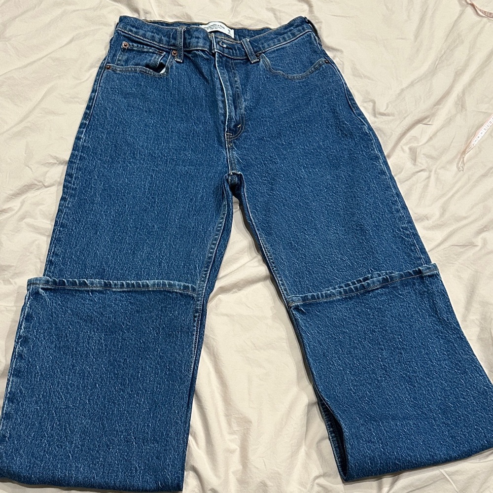 Abercrombie & Fitch 90s Relaxed Blue Jeans